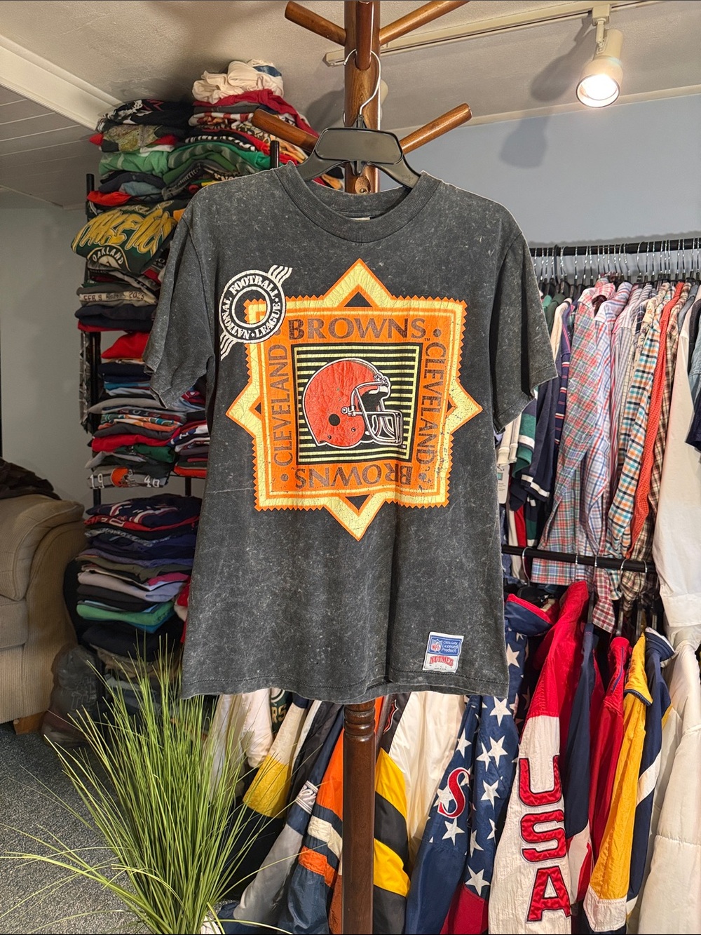 Cleveland Browns Vintage Graphic Tee - Nutmeg Mills